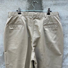 Load image into Gallery viewer, 80’s US Military Khaki Chino Pants
