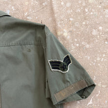 Load image into Gallery viewer, 60’s USAF Slant Pocket Jungle Short Sleeve Shirt