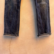 Load image into Gallery viewer, Selvedge Vintage Style Denim Jeans