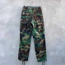 Load image into Gallery viewer, 80s Military Woodland Camouflage Cargo Pants