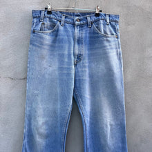 Load image into Gallery viewer, 80's Vintage Levi's 517 Denim Jeans