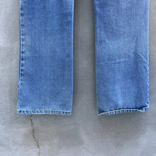 Load image into Gallery viewer, 80's Vintage Levi's 517 Denim Jeans
