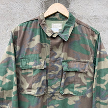 Load image into Gallery viewer, 79' US Military Woodland Camo Jacket