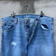 Load image into Gallery viewer, Vintage Levi's 501 Repaired Denim Jeans