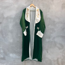 Load image into Gallery viewer, 50's Vintage Satin Souvenir Dragon Embroidered Robe