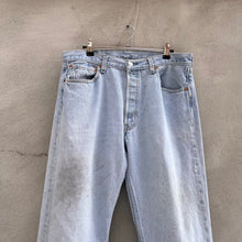 Load image into Gallery viewer, 90s Vintage Levi's 501 Denim Jeans