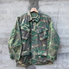 Load image into Gallery viewer, 69' USMC ERDL Camouflage Rip Stop Slant Pocket Jungle Jacket