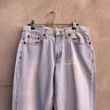 Load image into Gallery viewer, 90's Levi's 505 Denim Jeans