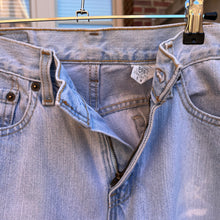 Load image into Gallery viewer, 90's Levi's 505 Denim Jeans