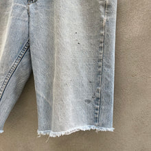 Load image into Gallery viewer, 80s Vintage JC Penney Cutoff Denim Shorts