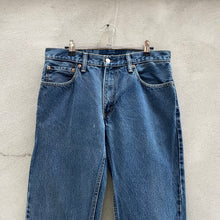 Load image into Gallery viewer, 90's Vintage Levi's 505 Denim Jeans
