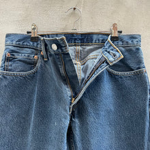 Load image into Gallery viewer, 90's Vintage Levi's 505 Denim Jeans