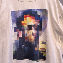 Load image into Gallery viewer, 90's Vintage Salvador Dali Art T-shirt