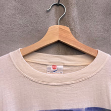 Load image into Gallery viewer, 90's Vintage Salvador Dali Art T-shirt