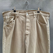 Load image into Gallery viewer, Vintage Levi's 501 Tan Denim Jeans