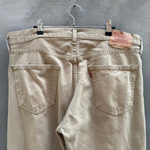 Load image into Gallery viewer, Vintage Levi's 501 Tan Denim Jeans