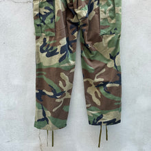 Load image into Gallery viewer, 80's US Military Woodland Camouflage Cargo Pants