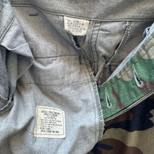 Load image into Gallery viewer, 80's US Military Woodland Camouflage Cargo Pants