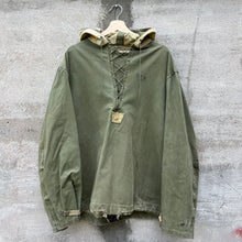 Load image into Gallery viewer, 40's USN Two-Tone Foul Weather Anorak Jacket