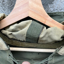 Load image into Gallery viewer, 40's USN Two-Tone Foul Weather Anorak Jacket