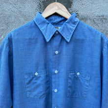 Load image into Gallery viewer, 70's Montgomery Ward Chambray Short Sleeve Button Down Shirt