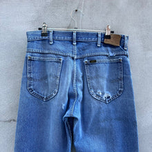 Load image into Gallery viewer, 80’s Vintage Lee Riders Ripped Jeans