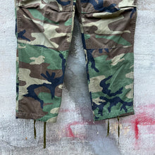 Load image into Gallery viewer, 82' US Military Woodland Camo Cargo Pants