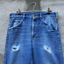 Load image into Gallery viewer, 80's Vintage Lee Rider Distressed Denim Jeans