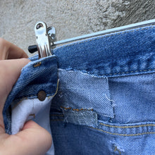 Load image into Gallery viewer, 80's Vintage Lee Rider Distressed Denim Jeans