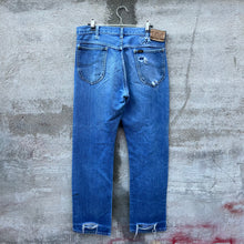 Load image into Gallery viewer, 80's Vintage Lee Rider Distressed Denim Jeans