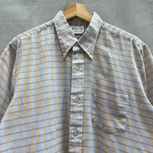 Load image into Gallery viewer, 60’s Plaid Button Down Shirt