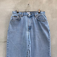 Load image into Gallery viewer, 90’s Calvin Klein Women’s Denim Jeans