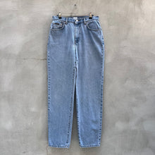 Load image into Gallery viewer, 90’s Calvin Klein Women’s Denim Jeans