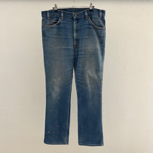 Load image into Gallery viewer, 90’s Levi’s 517 Jeans