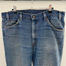 Load image into Gallery viewer, 90’s Levi’s 517 Jeans