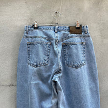 Load image into Gallery viewer, 90’s Calvin Klein Women’s Denim Jeans