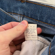 Load image into Gallery viewer, 90’s Levi’s 517 Jeans
