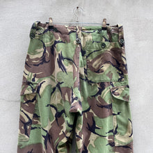 Load image into Gallery viewer, 60’s British Military DPM Camouflage Cargo Pants