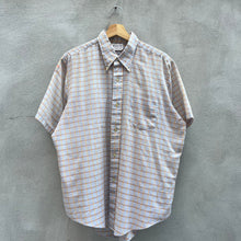 Load image into Gallery viewer, 60’s Plaid Button Down Shirt