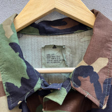 Load image into Gallery viewer, 90’s Military Woodland Camo Rip Stop Jacket