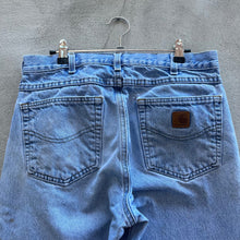 Load image into Gallery viewer, 00’s Carhartt Faded Jeans