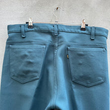 Load image into Gallery viewer, 90’s Levi’s 517 Pants