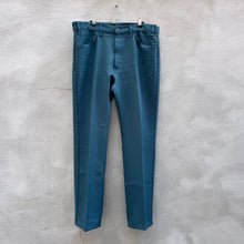 Load image into Gallery viewer, 90’s Levi’s 517 Pants