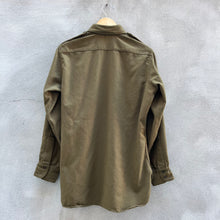 Load image into Gallery viewer, 50’s Military Button Down