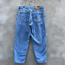 Load image into Gallery viewer, 90’s Levi’s 560 Jeans