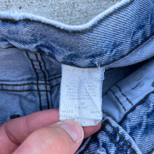 Load image into Gallery viewer, 90’s Harley Davidson Jeans
