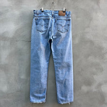 Load image into Gallery viewer, 90’s Levi’s 505 Jeans