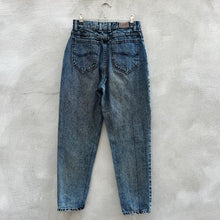 Load image into Gallery viewer, 80’s Women’s Lee Jeans