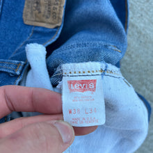 Load image into Gallery viewer, 80’s Levi’s 517 Jeans