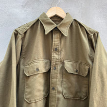 Load image into Gallery viewer, 50’s Military Button Down